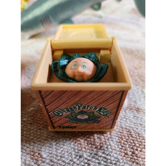 Vintage Toy Lot #A82 - Picture 9 of 9